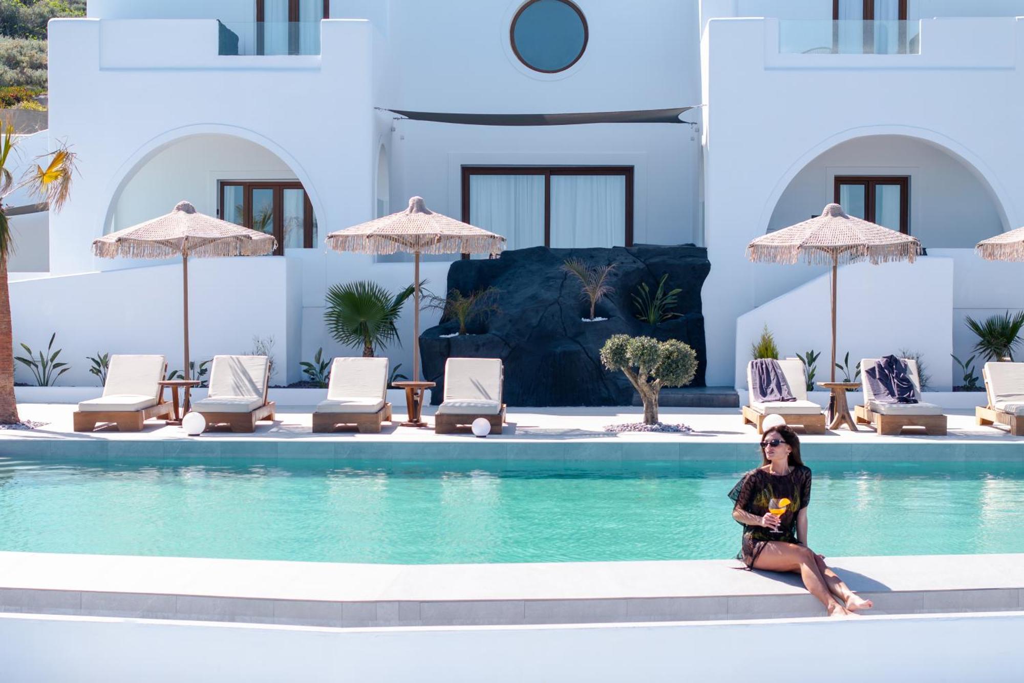 Leon Luxury Suites Imerovigli  Esterno foto