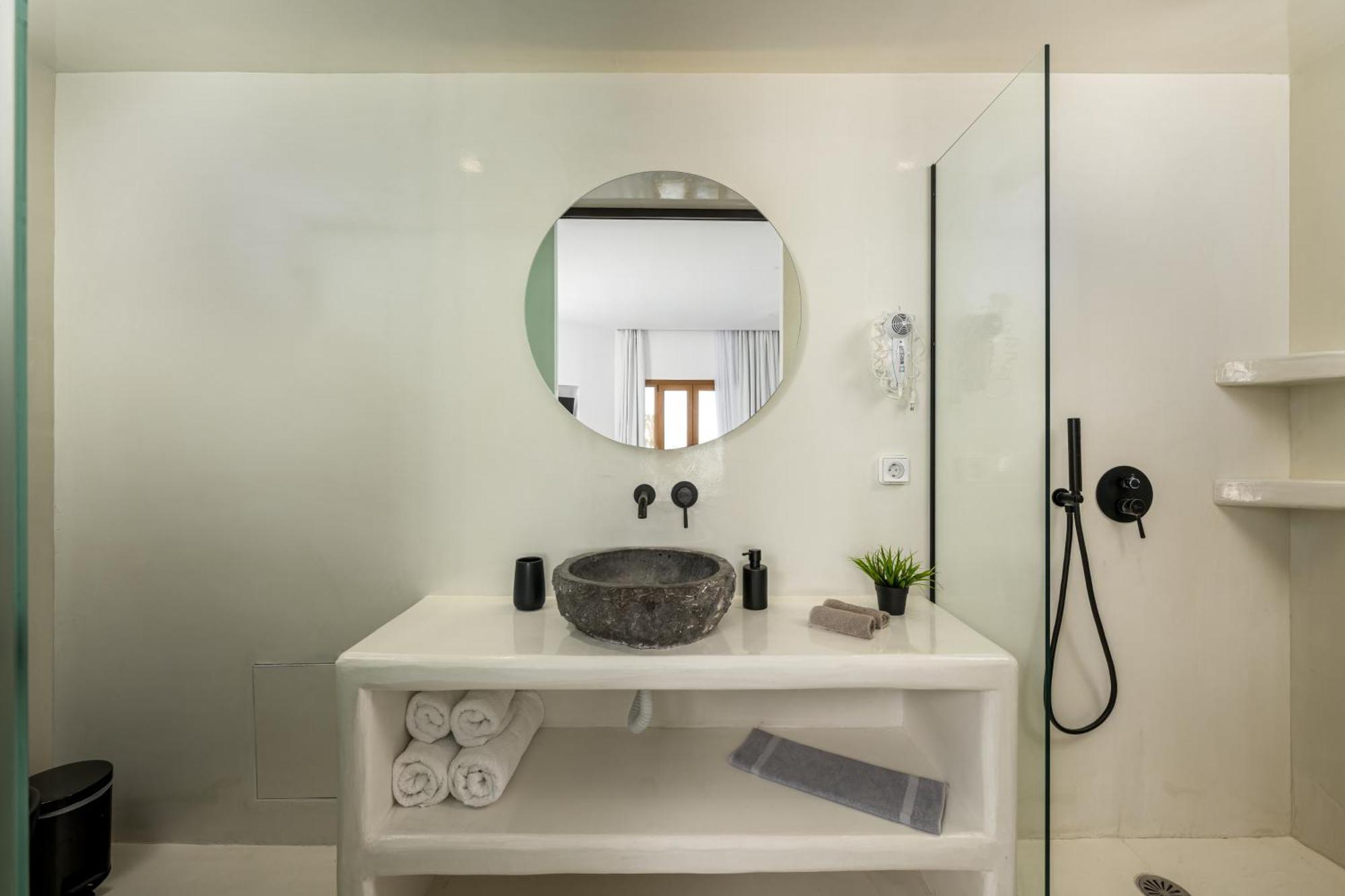 Leon Luxury Suites Imerovigli  Esterno foto