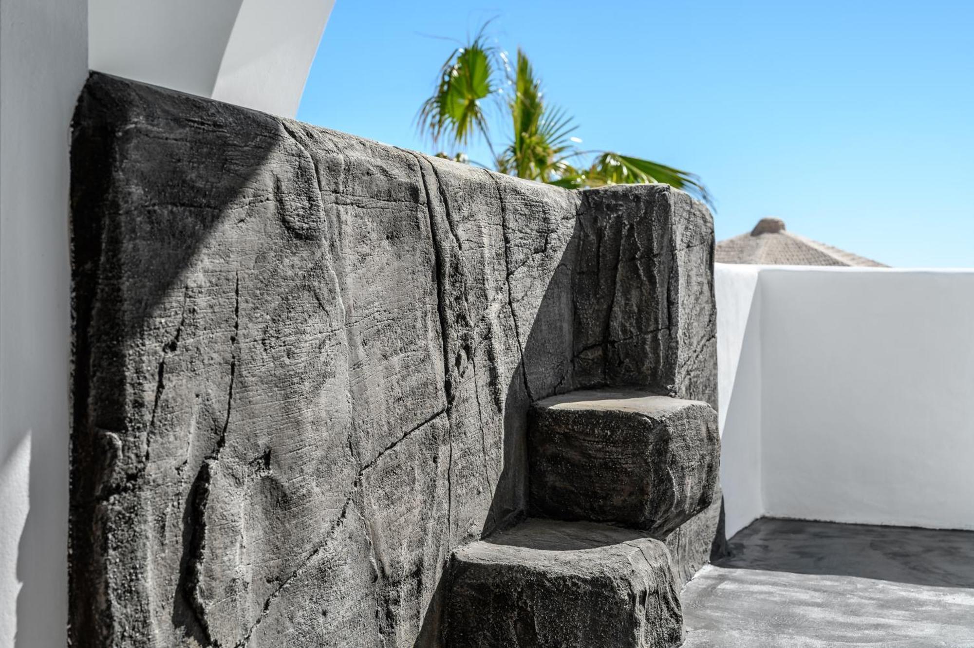 Leon Luxury Suites Imerovigli  Esterno foto